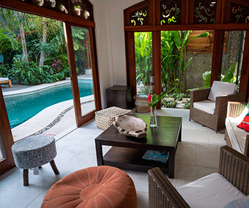lounge-pool